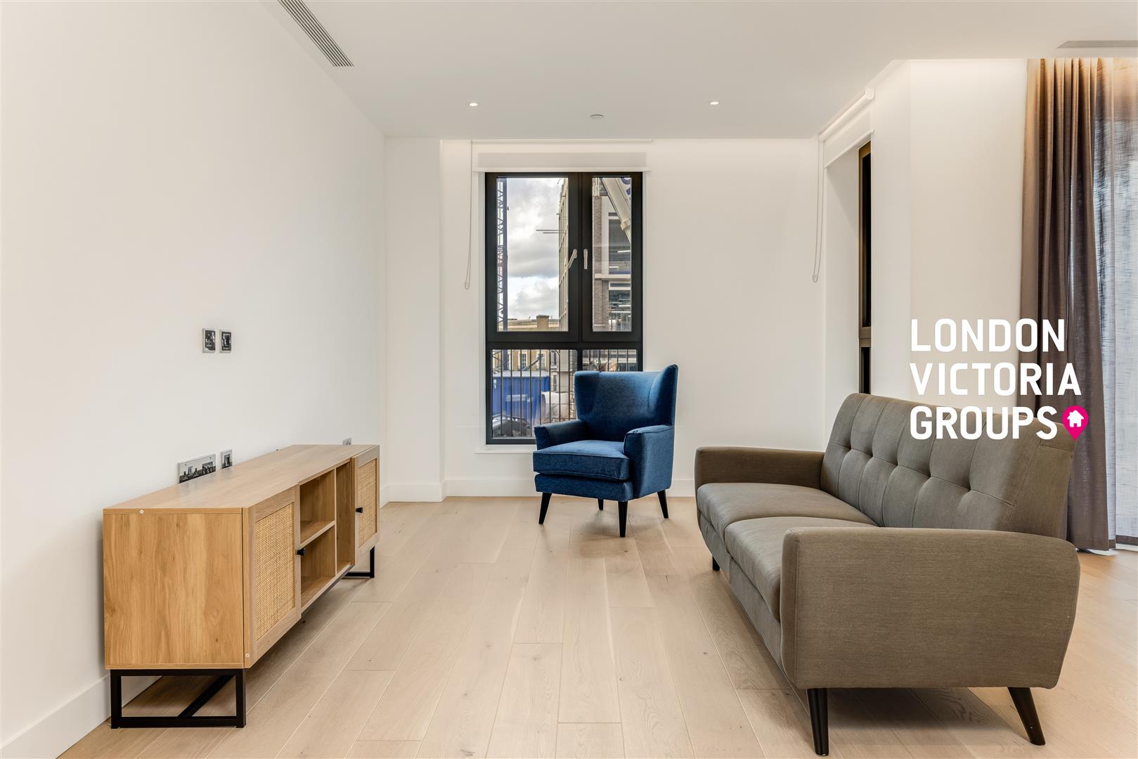 2 bed property in Opus House, 3 Salutation Gardens, London